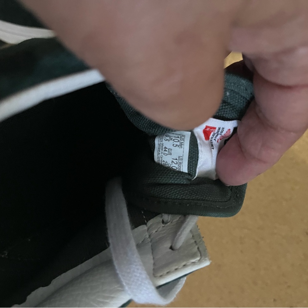 Green Vans - Picture 4 of 5